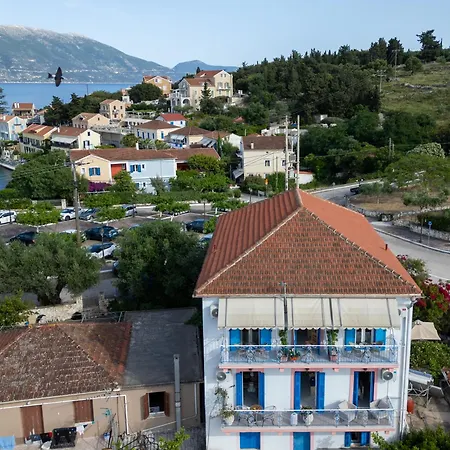 Πανσιόν Nafsika And - Φισκάρδο