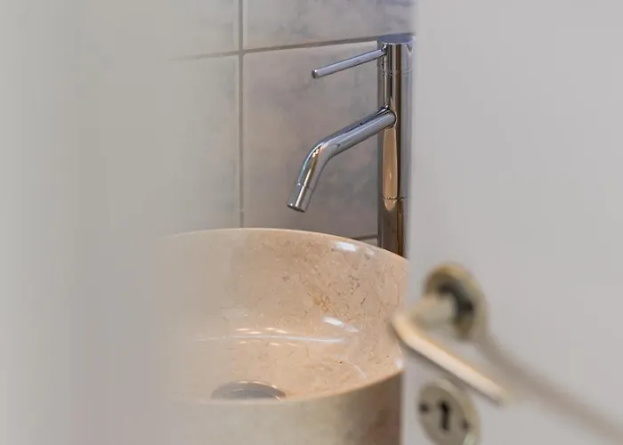 Nafsika And - Vendégház