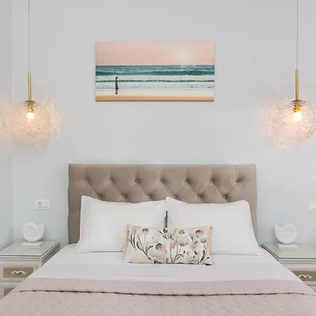 Nafsika And - Gasthof Fiskardo